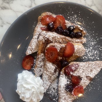 2 Chix - Breakfast & Brunch Near Me - Brooklyn, New York