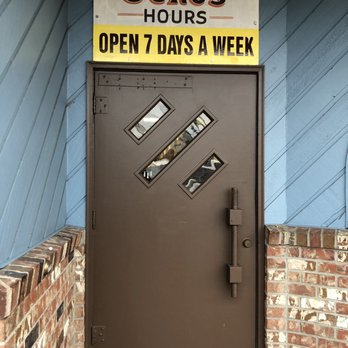 Jeno's Restaurant & Italian - Italian Near Me - Monroe, Washington