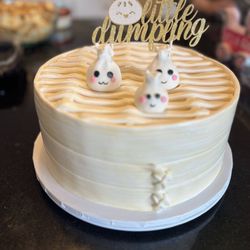 Baby shower cake