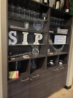 Sip Wine & Beer by null