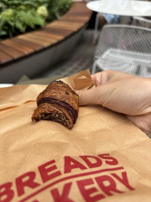 Breads Bakery by null
