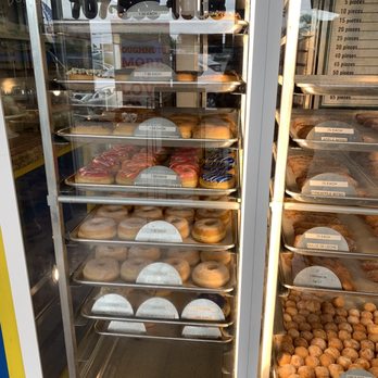 Starbread Bakery - Donuts - Bakeries Near Me - Vallejo, California
