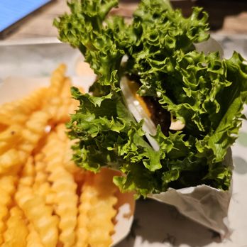 Shake Shack Princeton - Shake shack burger without bun with fries - Fast Food Near Me - Lawrence Township, New Jersey Shake Shack Princeton - Shake shack burger without bun with fries - Fast Food Near Me - Lawrence Township, New Jersey