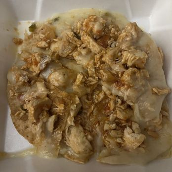 El Matador Restaurant - I ordered chicken nachos and this is how it came. All stacked together and soggy. Super disappointed. $20 wasted! - Mexican Near Me - Denton, Texas