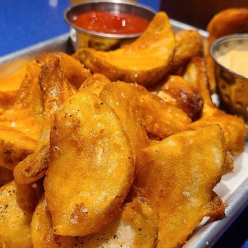 Steel Leaf Brewing - a tray of deep fried food - Breweries Near Me - Buffalo, New York