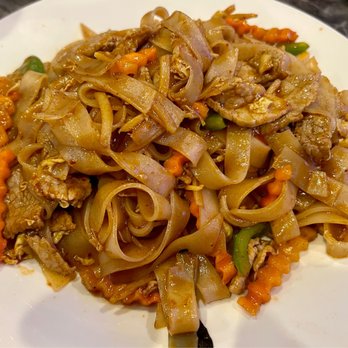 Bangkok Thai Cuisine - 3. Drunken Noodles - Thai Near Me - Dover, Delaware Bangkok Thai Cuisine - 3. Drunken Noodles - Thai Near Me - Dover, Delaware