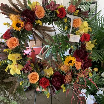Enchanted Florist - Beautiful wreath - Florists Near Me - Fort Worth, Texas Enchanted Florist - Beautiful wreath - Florists Near Me - Fort Worth, Texas