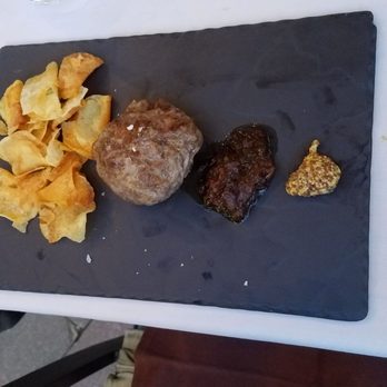 Restaurant ca la Núria - Hamburger - Restaurants Near Me - Bellver de Cerdanya, L