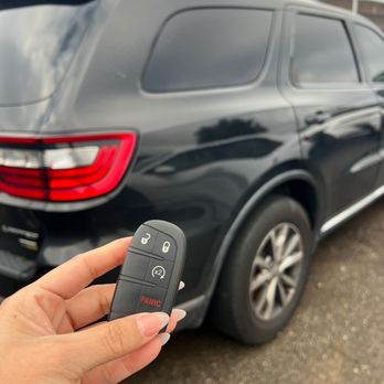 Smartkey Locksmth - Dodge Durango 2015 add smartkey $200 - Keys & Locksmiths Near Me - Sacramento, California Smartkey Locksmth - Dodge Durango 2015 add smartkey $200 - Keys & Locksmiths Near Me - Sacramento, California