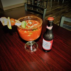 Bonnie And Clyde Grill And Sports Bar