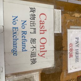 a sign for cash only a sign for cash only