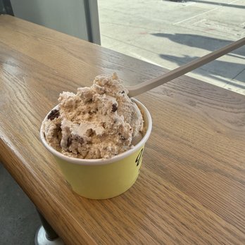 Van Leuwen Ice Cream - Ice Cream & Frozen Yogurt Near Me - Boston, Massachusetts Van Leuwen Ice Cream - Ice Cream & Frozen Yogurt Near Me - Boston, Massachusetts