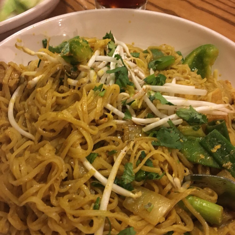 Zen Zero - Shanghai noodles. Tasty but there were slightly too many noodles that watered down the curry. - Asian Fusion Near Me - Lawrence, Kansas Zen Zero - Shanghai noodles. Tasty but there were slightly too many noodles that watered down the curry. - Asian Fusion Near Me - Lawrence, Kansas