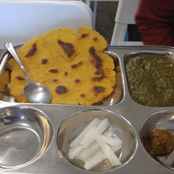 Namdhari's Punjabi Spice Restaurant - Saag & Makki di Roti - Vegetarian Near Me - Surrey, British Columbia