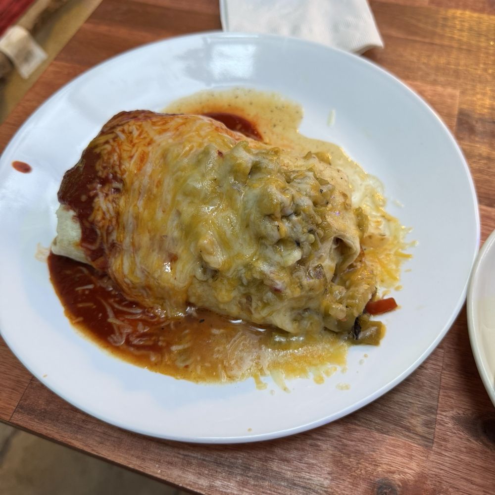 Las Palomas - Breakfast burrito - Hotels Near Me - Santa Fe, New Mexico Las Palomas - Breakfast burrito - Hotels Near Me - Santa Fe, New Mexico