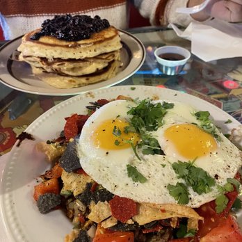 Flippers Tavern - Migas - Bars Near Me - Lubbock, Texas