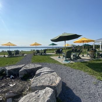 Boundary Breaks - Wine Tasting Room Near Me - Lodi, New York