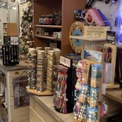 Beach Zero - Beach glass, friendship, shell, beads and various other ankle bracelets, necklaces, rings and jewelry