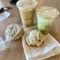 Union Coffee Company - Vanilla Bean Scone and oatmeal pie