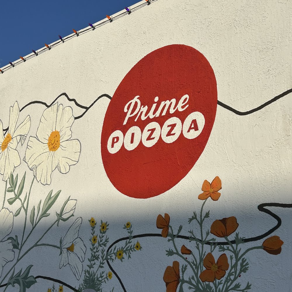 Prime Pizza - nice outdoor seating, some parking on site and on streets - Pizza Near Me - Altadena, California Prime Pizza - nice outdoor seating, some parking on site and on streets - Pizza Near Me - Altadena, California