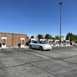Tesla Supercharger - Palmdale