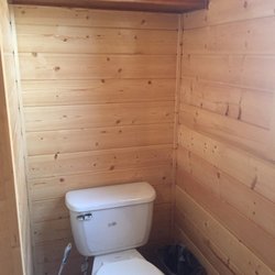 Canyons of Escalante RV Park - Cabin 5 - half bath