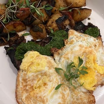 T'zunun - Steak and eggs - Cocktail Bars Near Me - Pleasant Hill, California T'zunun - Steak and eggs - Cocktail Bars Near Me - Pleasant Hill, California