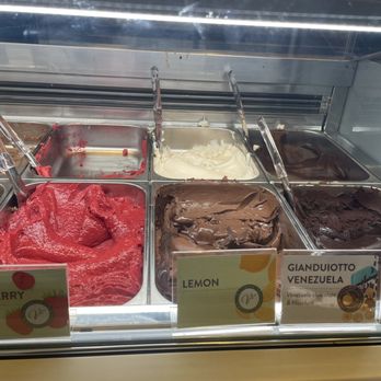 Venchi - Gelato Near Me - Santa Clara, California