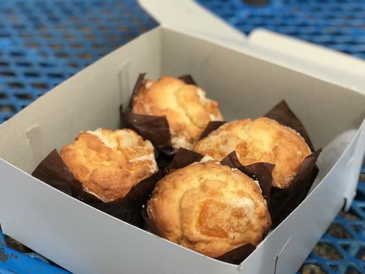 Ted's Bakery by null