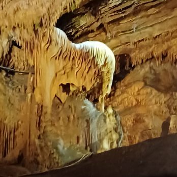 Grand Caverns - Historical Tours Near Me - Grottoes, Virginia