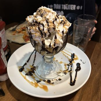 Frankie's Downtown - Ice cream. - Sports Bars Near Me - Dallas, Texas Frankie's Downtown - Ice cream. - Sports Bars Near Me - Dallas, Texas