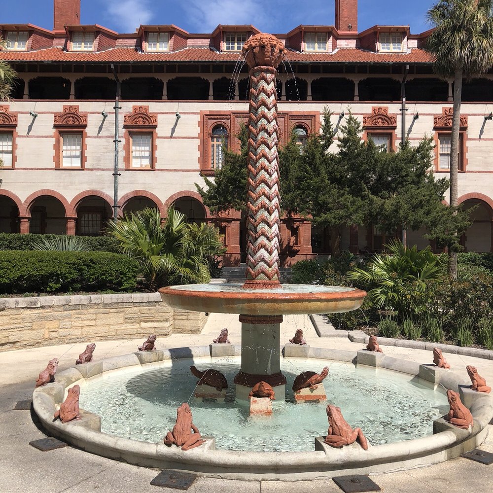 Fountain in the courtyard. Also a sundial. Frogs represent the hours and the turtles the four seasons Fountain in the courtyard. Also a sundial. Frogs represent the hours and the turtles the four seasons