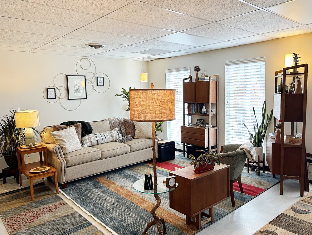 Erik Johnston - grief counselor in Overland Park, KS