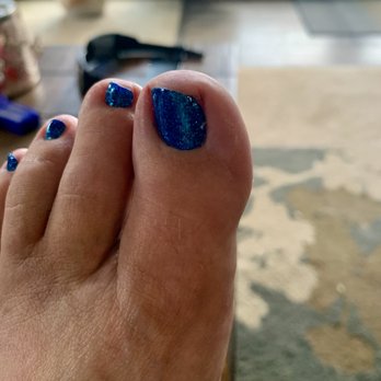 CnL Nails - Big toe corner ripped off and bleeding and nails cut crooked - Nail Salons Near Me - Woodland Park, Colorado