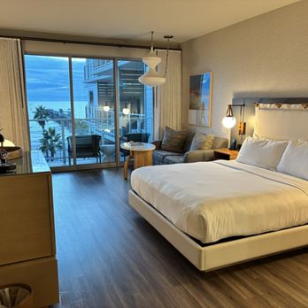 Mission Pacific Beach Resort - Hotels Near Me - Oceanside, California