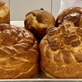 Meuwly's - Easter event 2023 - Chef Myles shared stories of different Ukrainian easter breads (paska) the styles, designs and symbolism. - Meat Shops Near Me - Edmonton, Alberta