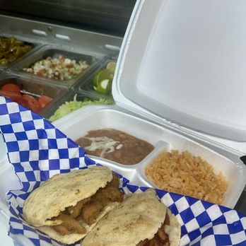 Taqueria Guerrero - Gordita plate - Mexican Near Me - Alvarado, Texas Taqueria Guerrero - Gordita plate - Mexican Near Me - Alvarado, Texas