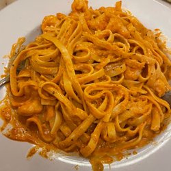 Rizzo Brothers - Fettuccini Ala Vodka