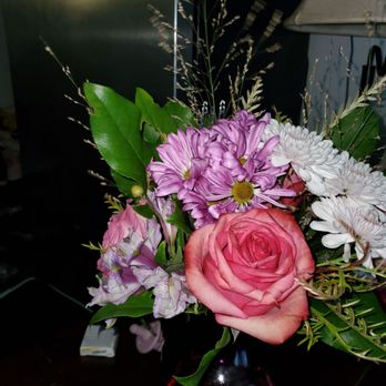 Stems Floral & More - Florists Near Me - Rockford, Illinois Stems Floral & More - Florists Near Me - Rockford, Illinois