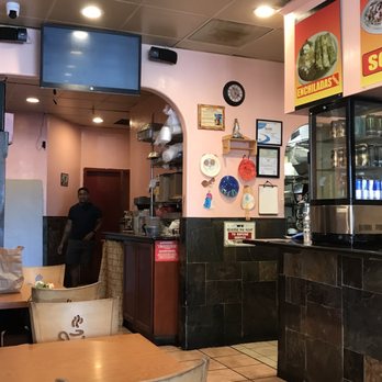 Flamingo's - Could use some tidying up. Food is excellent however - Mexican Near Me - San Jose, California
