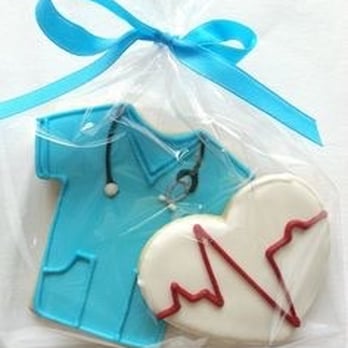 Taste & Sea Cakery - We ordered these cookies for my husbands graduation party! What a hit! - Cupcakes Near Me - Carlsbad, California Taste & Sea Cakery - We ordered these cookies for my husbands graduation party! What a hit! - Cupcakes Near Me - Carlsbad, California