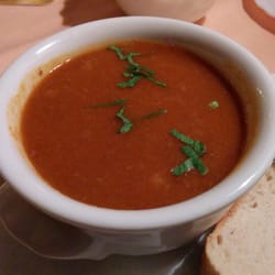 Balkan-Grill bei Miro - Gulaschsuppe