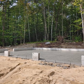 Wiggin concrete floors - a construction site in the woods - Flooring Near Me Wiggin concrete floors - a construction site in the woods - Flooring Near Me