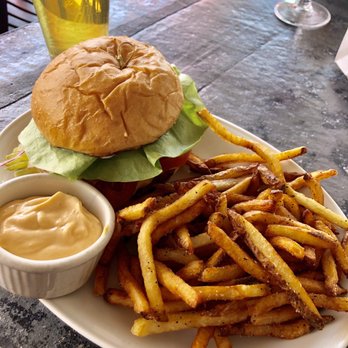 A'Bouzy - Fried chicken sandwich - Champagne Bars Near Me - Houston, Texas A'Bouzy - Fried chicken sandwich - Champagne Bars Near Me - Houston, Texas
