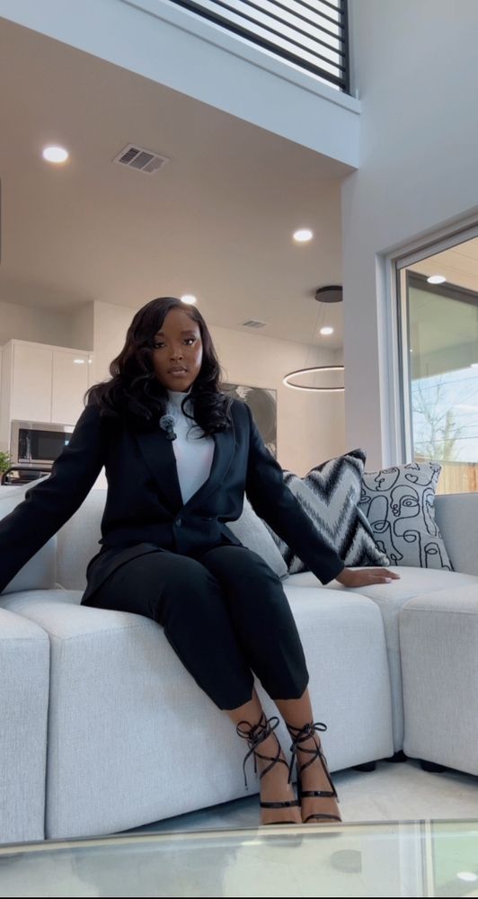 CHANTIERRE ADAMS ROGERS HEALY Contact Agent 3001 Knox St, Dallas