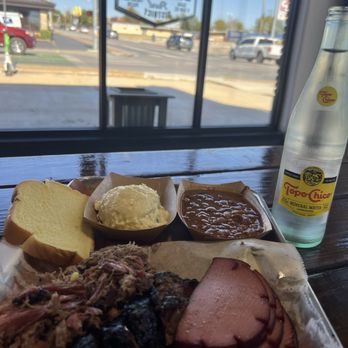Oakhart Barbecue - Barbeque Near Me - Tulsa, Oklahoma Oakhart Barbecue - Barbeque Near Me - Tulsa, Oklahoma
