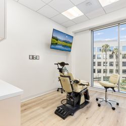 Maxillofacial Surgery Institute - Irvine - Treatment room