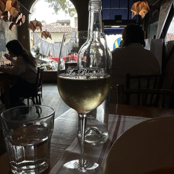 La Bicyclette - Vino - French Near Me - Carmel, California