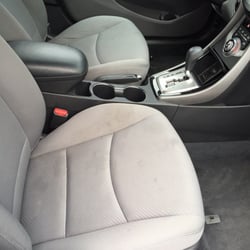 Hertz Rent A Car - Dirty vehicles