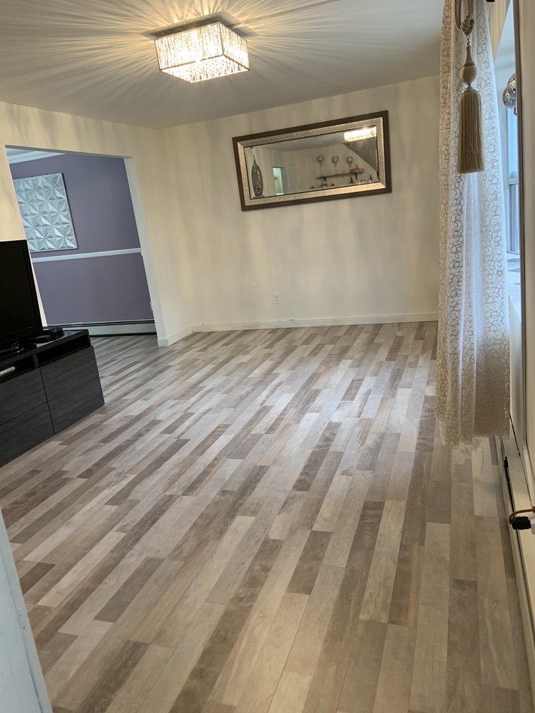 YOUR FLOOR STORE Updated May 2024 20 Photos 2049 Middle Country